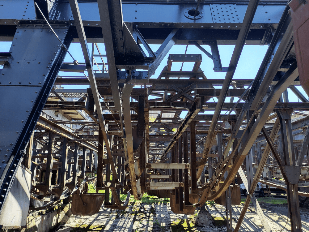 Schrägaufzug von unten