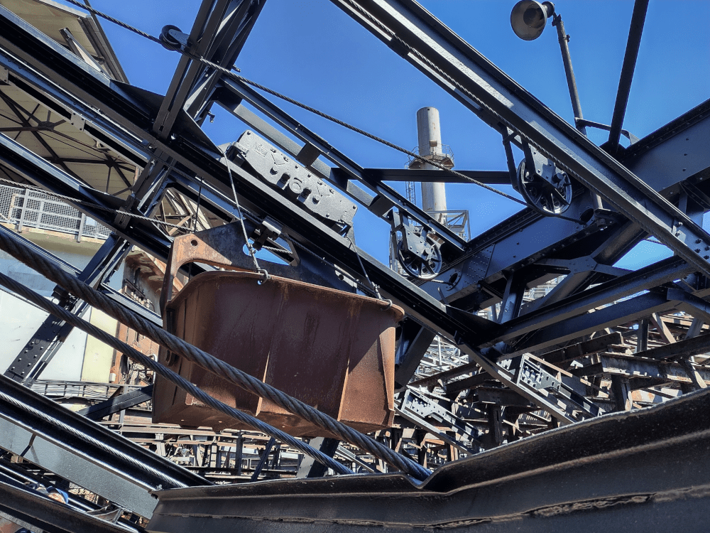 Schrägaufzug mit Lore