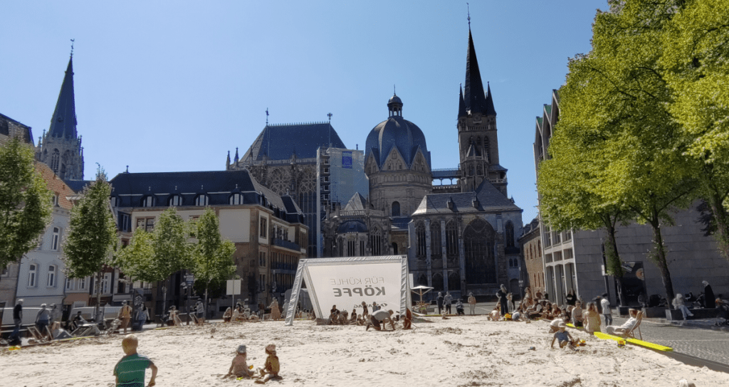Strand vor Aachener Dom