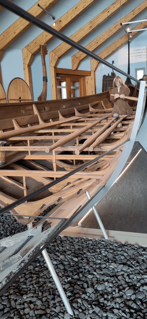 Wikingerschiff "Wrack 1"